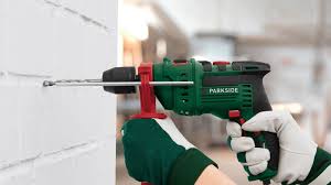 Anikaandrafaelسكس leads to room