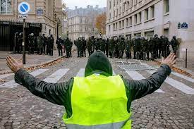 Les gilets jaunes est le nom donné au mouvement d'origine citoyenne de contestation cont. Gilets Jaunes Colere Noire Home Facebook