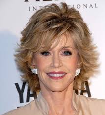 If you are tired of long hair and are looking for short haircuts that women wear the most, we have great suggestions for you. The Ultimate Guide To Short Wavy Hairstyles