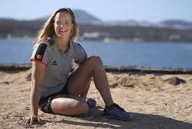 Emma plasschaert is a belgian sailor. Wereldkampioene Zeilen Emma Plasschaert Trump Kan Mij Kwaad Krijgen De Zondag