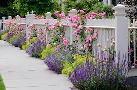 We have gathered 25 fantastic front yard landscaping ideas on a budget for you to choose from, to make your garden perfect and give off the best vibes! 101 Front Yard Landscaping Ideas Photos Home Stratosphere