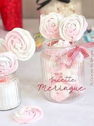 Recette Meringue Sucette Bicolore Version Francaise Recette En 2020 Recette Meringue Meringue Deco Mariage Gourmandise