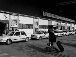 Za pomocą usługi wyszukiwarki lotów tickets.pl możesz łatwo znaleźć najlepszą ofertę przelotu do bari. Dopo Novant Anni L Aeroporto Di Bari Non E Piu Di Palese Quotidiano Di Bari