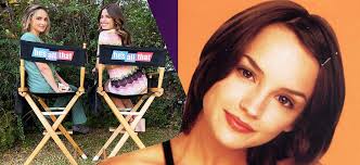 This year, all schools and families are eligible to participate. He S All That Rachael Leigh Cook Returning For Gender Swapped Reboot Bignewz