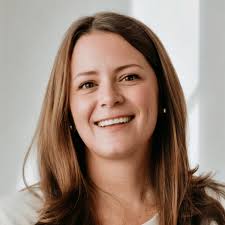 Leading a Creative Culture w/ Ashley Elmore of Meow Wolf • People Business  Podcast