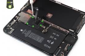 Iphone 11 pro max has 3 lenses which you can utilize for whatever images you want to capture. Faceid Front Camera Block Iphone 11 Pro Max Repair Free Guide Sosav