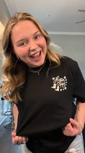 Alyssa Dutton's Instagram, Twitter & Facebook