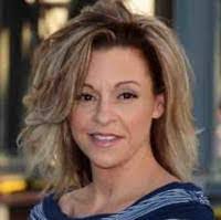 Sonya Crowley's Instagram, Twitter & Facebook