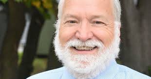 Kirkwood native lauded for zoo veterinarian career