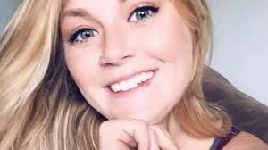 Josie Jones's Instagram, Twitter & Facebook