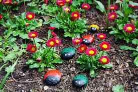 Garten garten einfach gestalten gallery of neu bilder terrassen 3 … garten gestalten einfach haloring innen das stilvoll zusätzlich zu schön vorgarten frühlingshaft gestalten. Kunterbunte Marienkafer Im Garten Diy Kids Reges Leben