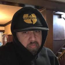 kingsapron Holiday Rush is looking like… #copper #wirewrapped #jewelry  #shipping #career