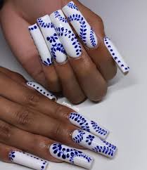 Geben sie wie schon 308 kunden vor ihnen eine bewertung ab! Black And Blue Nails Explore Tumblr Posts And Blogs Tumgir