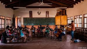 5 best music schools in the worldare you a passionate individual who likes music and would want to make it a career and you are looking for the best music. Bolivian Music Schools Offers Kids A Way Out All Media Content Dw 25 11 2018