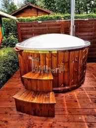 Badefass Gfk Mit Whirlpool Holz Befeuert Fur Draussen Kaufen In 2020 Hot Tub Outdoor Jacuzzi Outdoor Hot Tubs Jacuzzi Outdoor