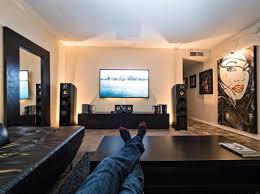 A 5.1 system, which includes a center channel speaker typically placed below. Pin On What S Happening Fluance