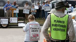 Supreme Court Deciding On Texas Omnibus Abortion Bill Could Affect Latinas Adversely