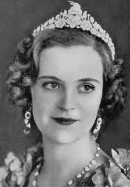 Queen Geraldine's Ruby Earrings