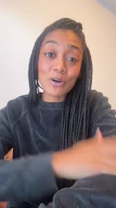 Skin smooth like (fill in the blank) 👀😏 • Fab time at @chezlavelle for  @sbabbrunch. I owe y'all a full long weekend recap huh?