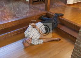 Blancs, que personne n'avait jamais vus. Personne Agee Tombe Bas Escalier Bois Plancher Papier Peint Papiers Peints La Tete La Premiere Mal Accident Myloview Fr