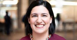 Hilary Goldsmith's Instagram, Twitter & Facebook