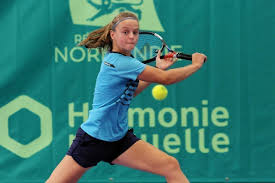 Le joueur de tennis français jean borotra lors d'un match de coupe davis en 1927. Espoir Du Tennis Francais Une Sportive De La Manche Lance Une Cagnotte Pour Financer Sa Saison La Presse De La Manche