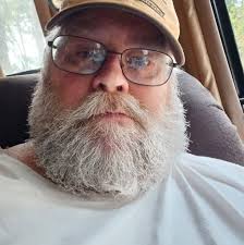 What equipment should I buy for gold panning in Illinois?