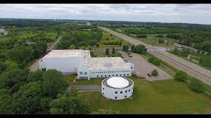 Here is what you can expect when you visit paisley park in chanhassen, minnesota. Paisley Park July 4 2016 Youtube
