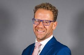 Nick Markham's Instagram, Twitter & Facebook