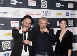 Compagna di giuliano sangiorgi da insomma, ilaria macchia è una donna che sa il fatto suo e che condivide con il compagno l'amore per. Ilaria Macchia Rb Casting