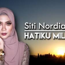 Lagu ini masih berupa single yang didistribusikan oleh label seventeen eleven music sdn bhd. Lirik Lagu Hatiku Milikmu Oleh Siti Nordiana