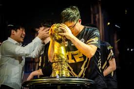 Photo League of Legends : Uzi devient le deuxime joueur  entrer au Hall ...