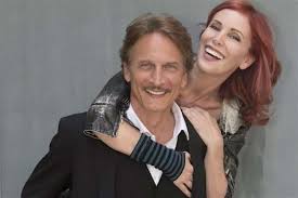 Science in divine comedy unicam celebrates #danuesday with actor cesare bocci, who will read live some of the divine comedy songs along with students, phds and unicam teachers to understand how you can talk about science even in a literary work the appointment is for thursday, march 25 at 10.30 info and link to link and follow the event at www.unicam.it don't miss it!!! Cesare Bocci Porto In Scena Dolore E Rinascita Di Mia Moglie