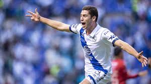 Santiago ormeño se unió a los entrenamientos del león e indicó que se trata del equipo con mejor. Oficial Santiago Ormeno Club Leon Se Llevo Al Goleador Del Puebla