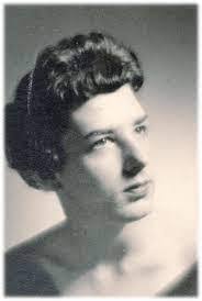 Fay Estes's Instagram, Twitter & Facebook