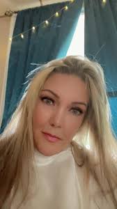 Hi I'm new to Illinois. Looking to meet new ppl. 309 area