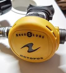 I bought the 3rd lx off ebay for $125. Aqualung Titan Lx Age Identification Scubaboard