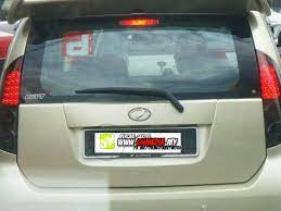 Sticker cermin kereta ni maksudnya sticker yang biasa orang tampal di cermin depan atau belakang kereta. Facebook