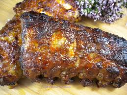 Travers De Porc Spare Ribs Caramelises Au Miel Au Four Ou Au Barbecue Les Delices De Mimm Heu, en tout cas, faut les mettre à la bonne température sinon ça cuit de travers. travers de porc spare ribs