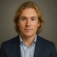 10+ "Compere" profiles