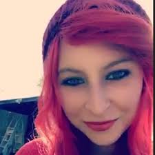 Danielle Czernik (@baby_tink)