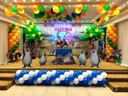 She truly did a phenomenal job! Best Madagascar Theme Decoration