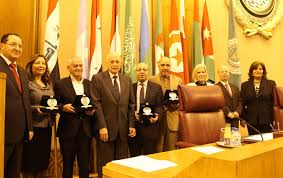 Le prix d'économie doit encore être remis lundi. La Ligue Arabe Fete Le Prix Nobel De La Paix 2015