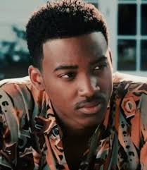 The New Edition Story Ralph Scene in The Mirror