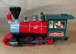 All aboard the holiday express! Mint Locomotive From Santa Express Christmas Train Set Eztec Battery Operated Ebay