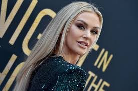 Marie Lala's Instagram, Twitter & Facebook