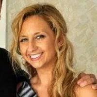 Amanda Caby's Instagram, Twitter & Facebook