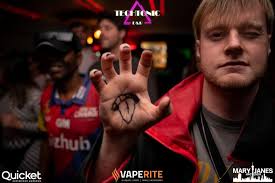 Declan Thompson (@de.p.th) • Instagram photos and videos