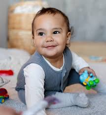 Mãe americana bate recorde mundial ao doar quase 3 mil litros de leite  materno