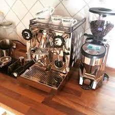 There is nothing better than the indulgence of a cup of the most popular delicious, aromatic brown beverage around the world. 11 Ideas De Maquina Espresso Maquina Espresso Espresso Cafe